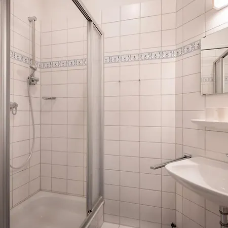 4 Star Maisonnette Mit Kaiser Blick, Sauna, Schwimmbad Apartment Oberaudorf